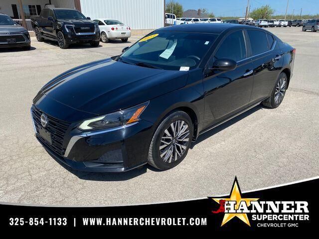 2023 NISSAN Altima