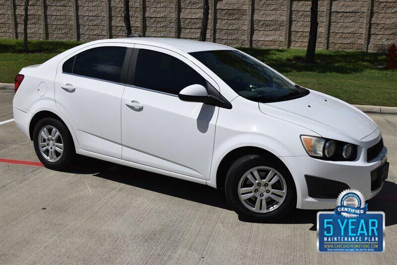 2016 CHEVROLET Sonic