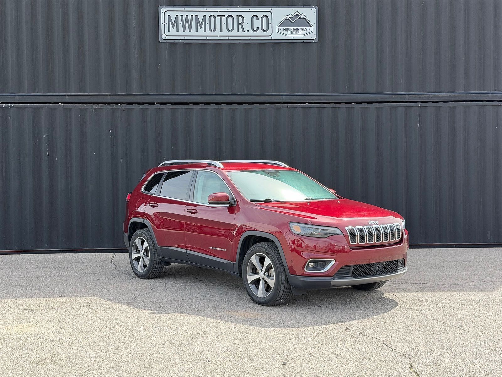 2020 JEEP Cherokee