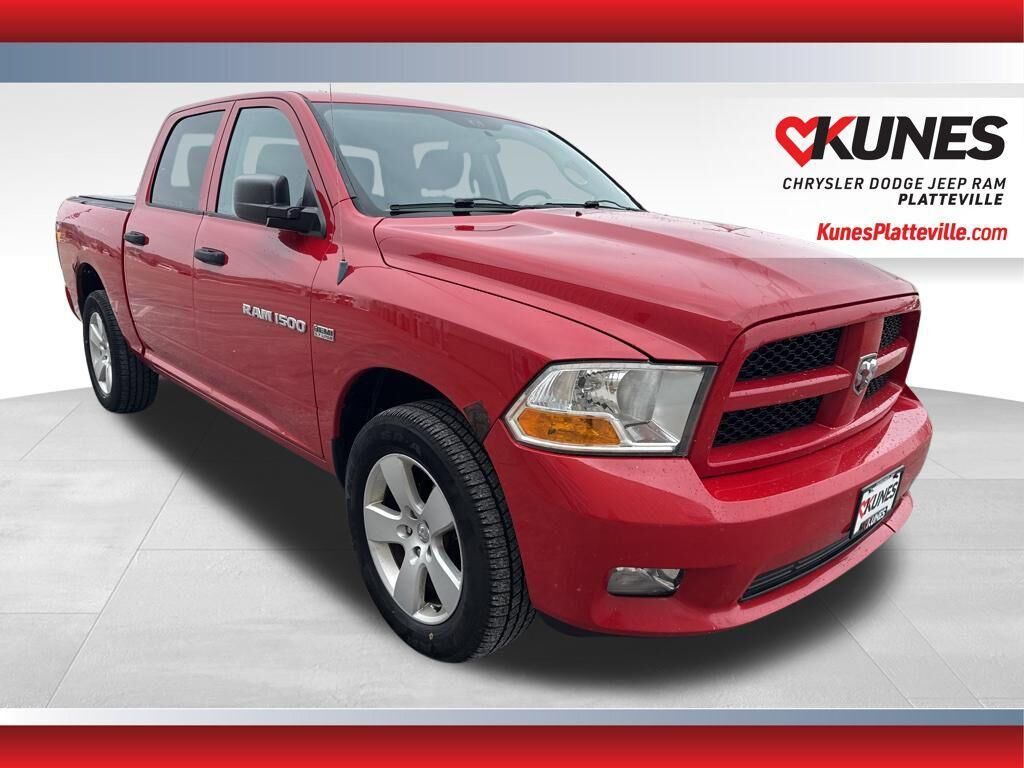 2012 DODGE Ram