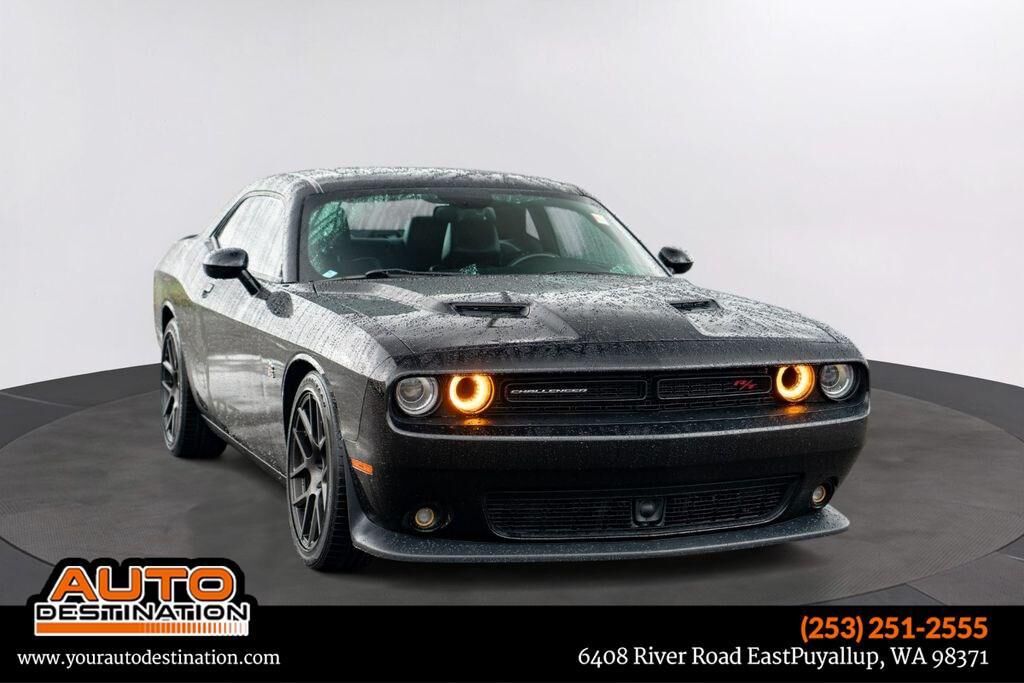 2016 DODGE Challenger