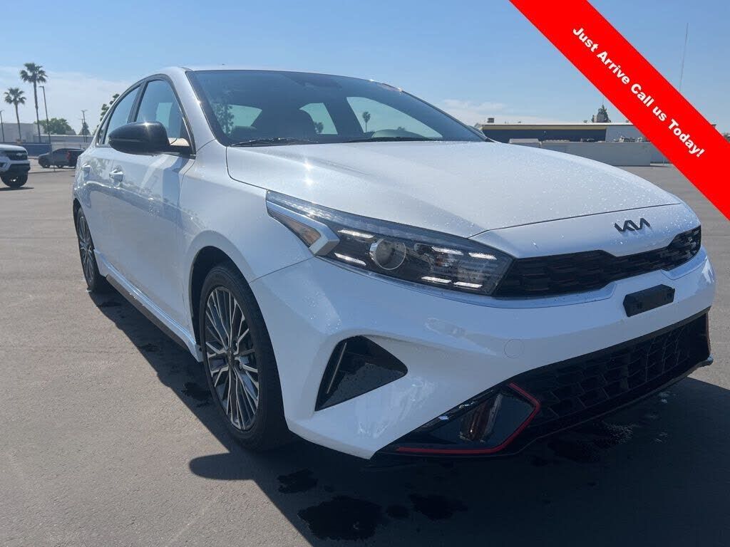 2023 KIA Forte