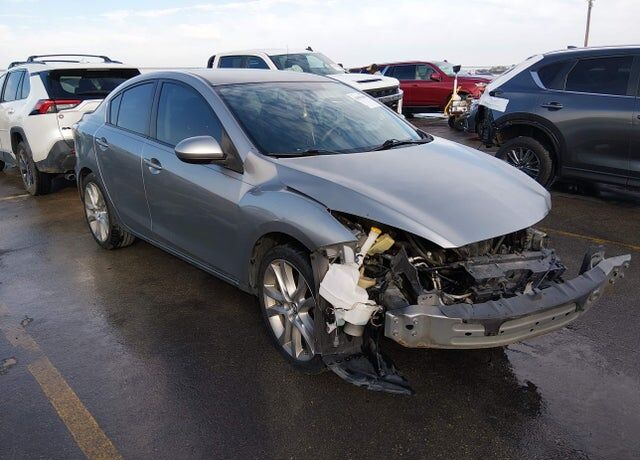 2013 MAZDA Mazda3