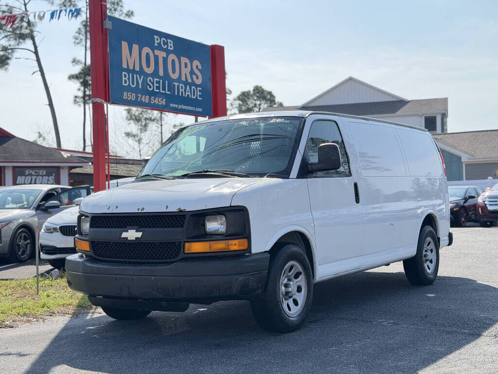 2013 CHEVROLET Express