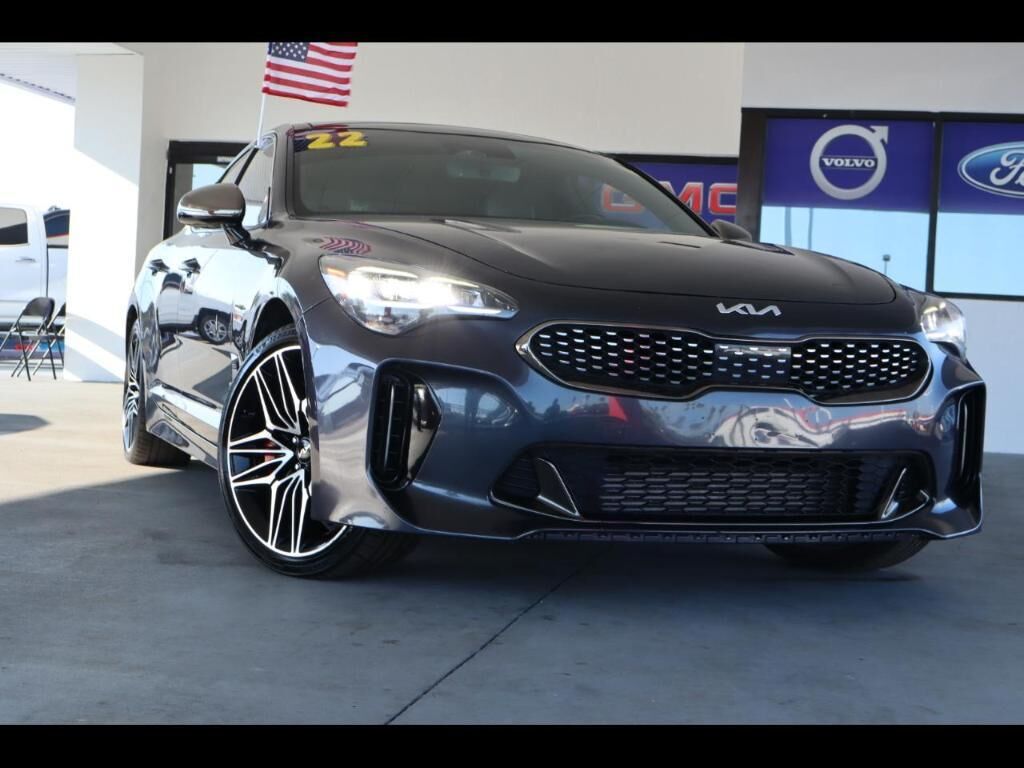 2022 KIA Stinger