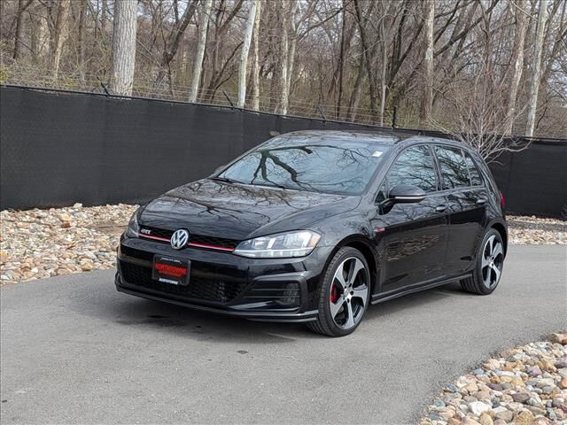 2018 VOLKSWAGEN Golf GTI