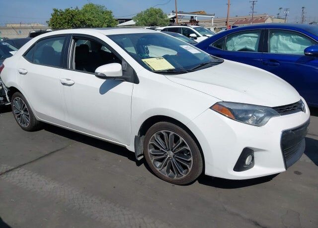 2016 TOYOTA Corolla