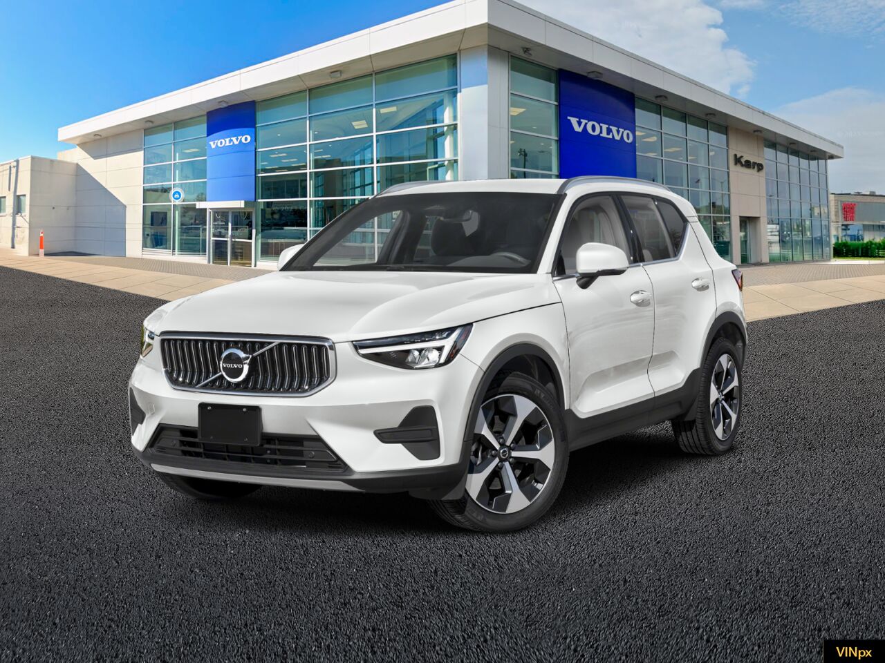 2026 VOLVO XC40