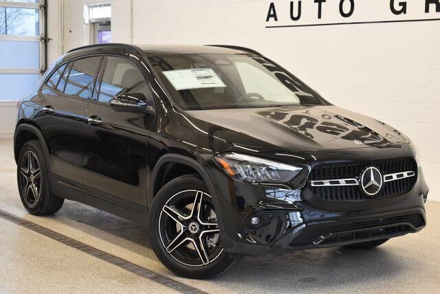 2026 MERCEDES-BENZ GLA-Class