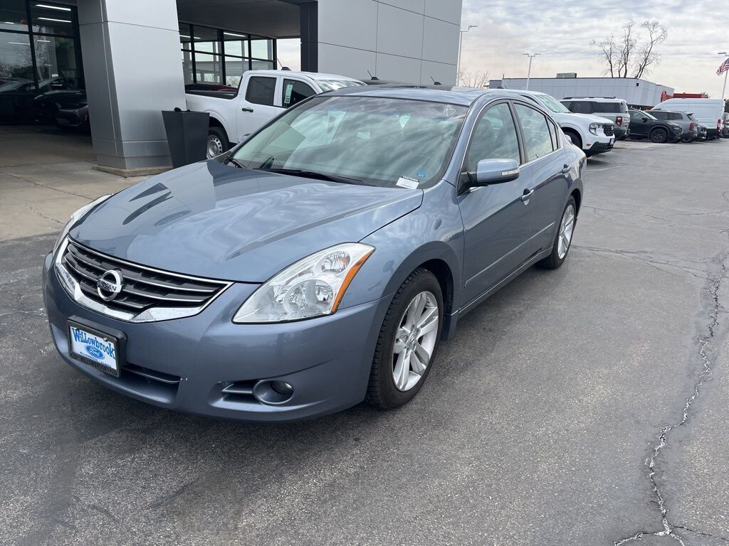 2010 NISSAN Altima