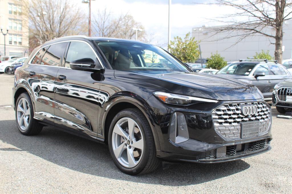 2025 AUDI Q5
