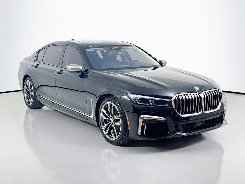 2020 BMW M7