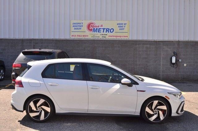 2024 VOLKSWAGEN Golf GTI