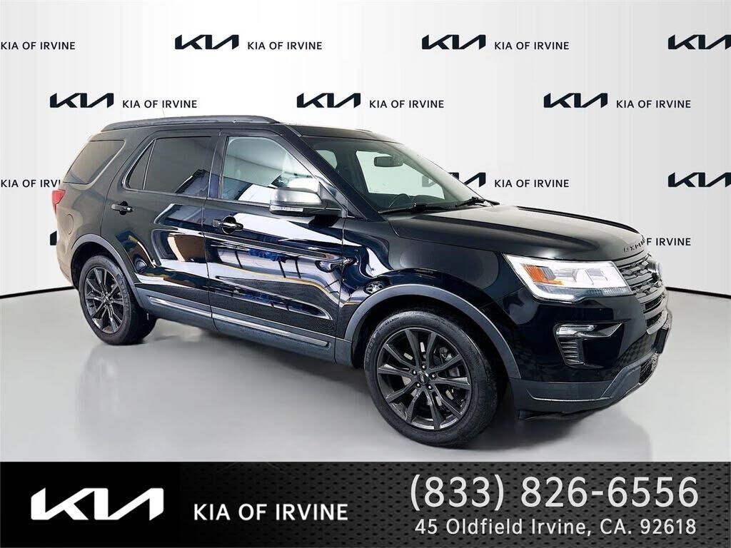 2018 FORD Explorer