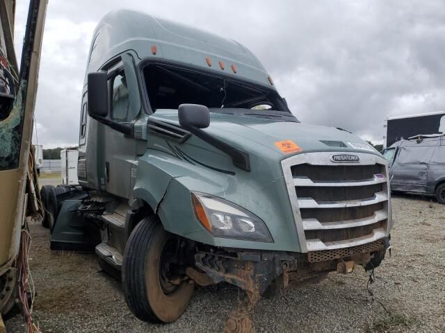 2022 FREIGHTLINER New Cascadia 126" Sleepercab