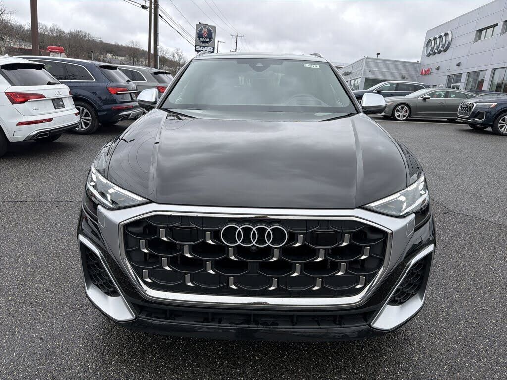 2024 Audi SQ8