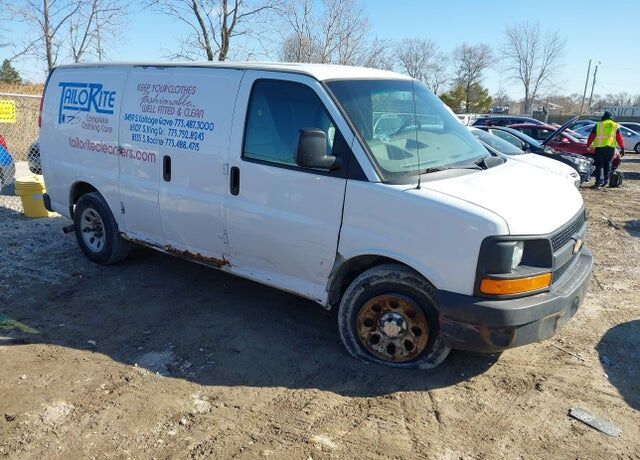 2013 CHEVROLET Express