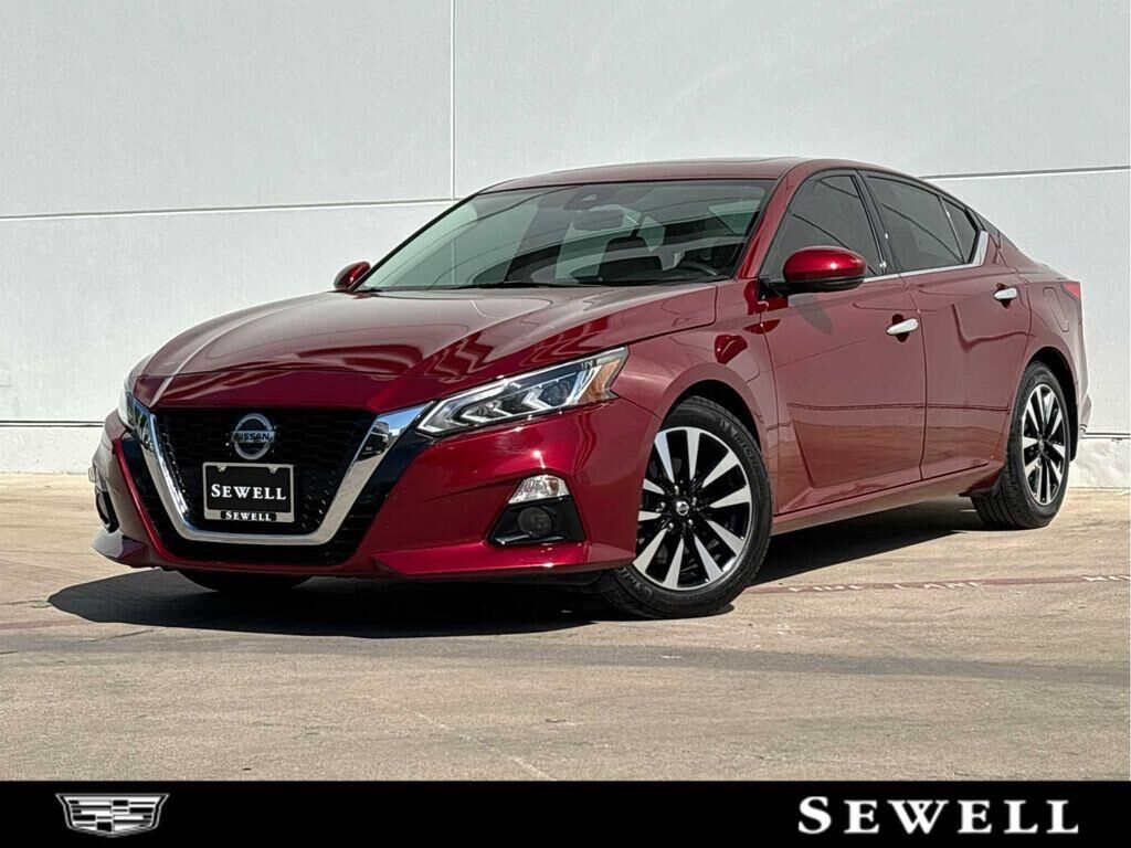 2022 NISSAN Altima