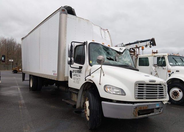 2014 FREIGHTLINER M2