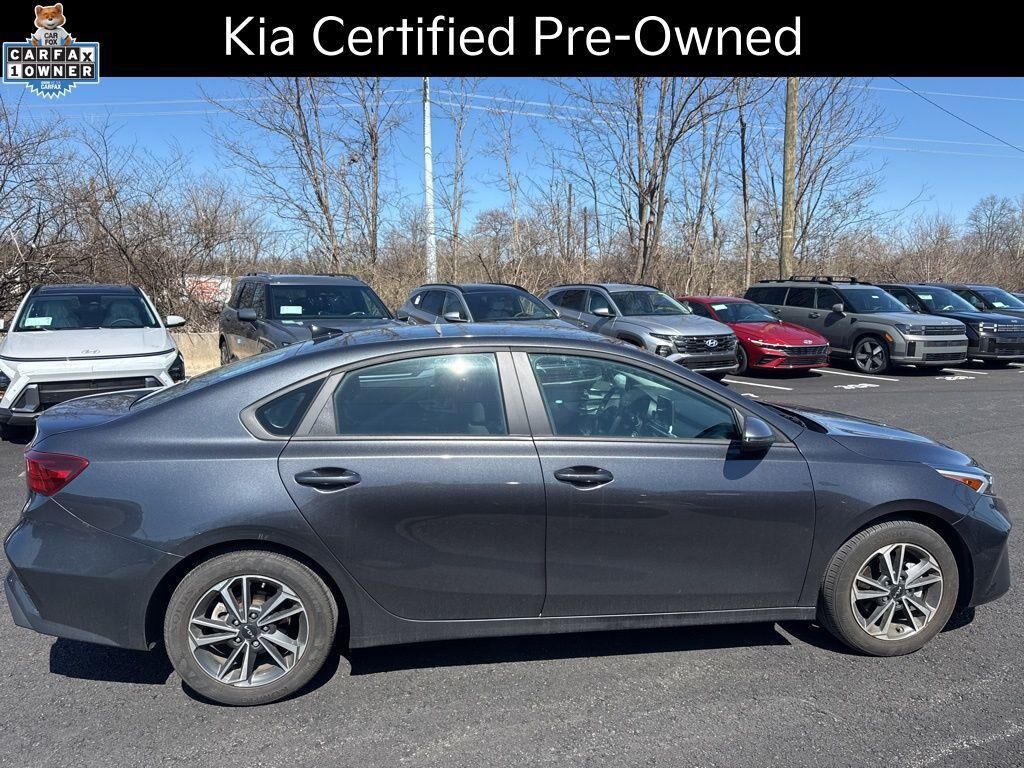 2023 KIA Forte