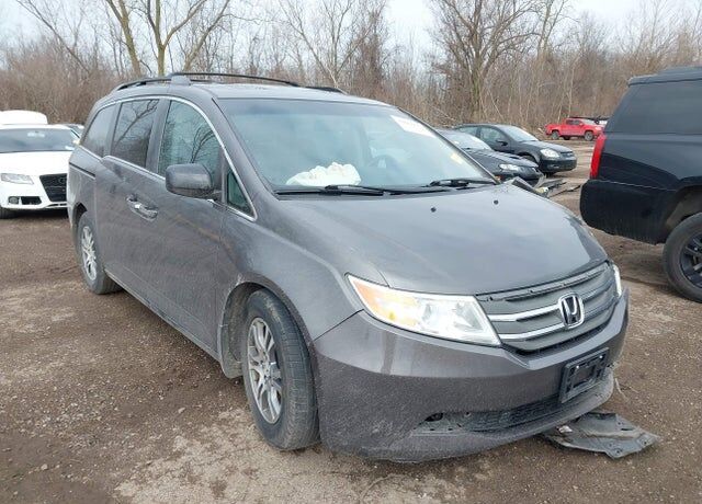 2013 HONDA Odyssey