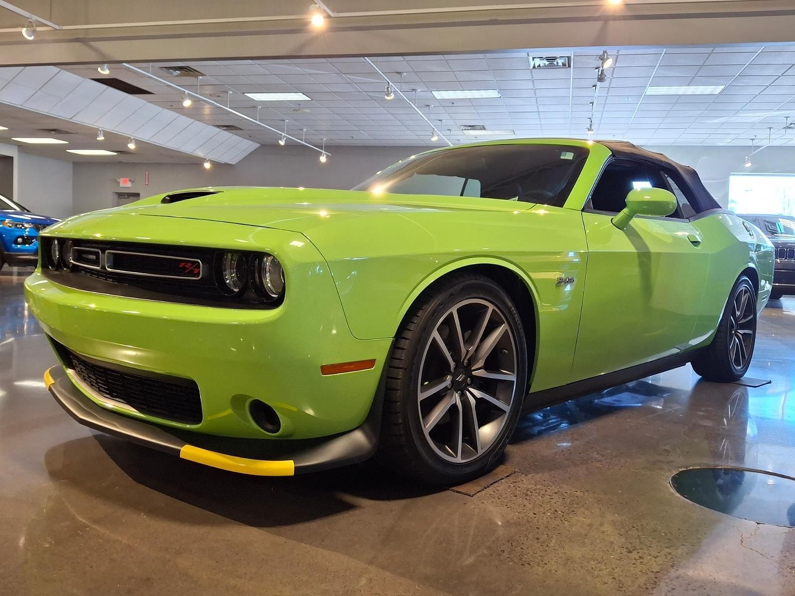 2023 DODGE Challenger