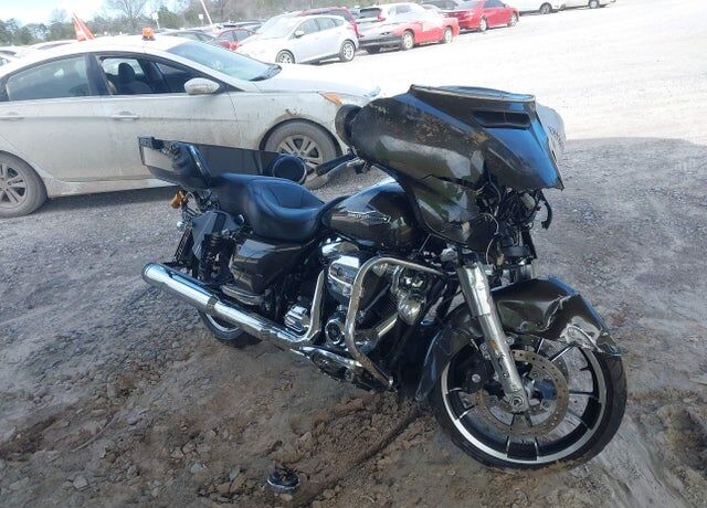 2021 HARLEY DAVIDSON FLHX / Street Glide