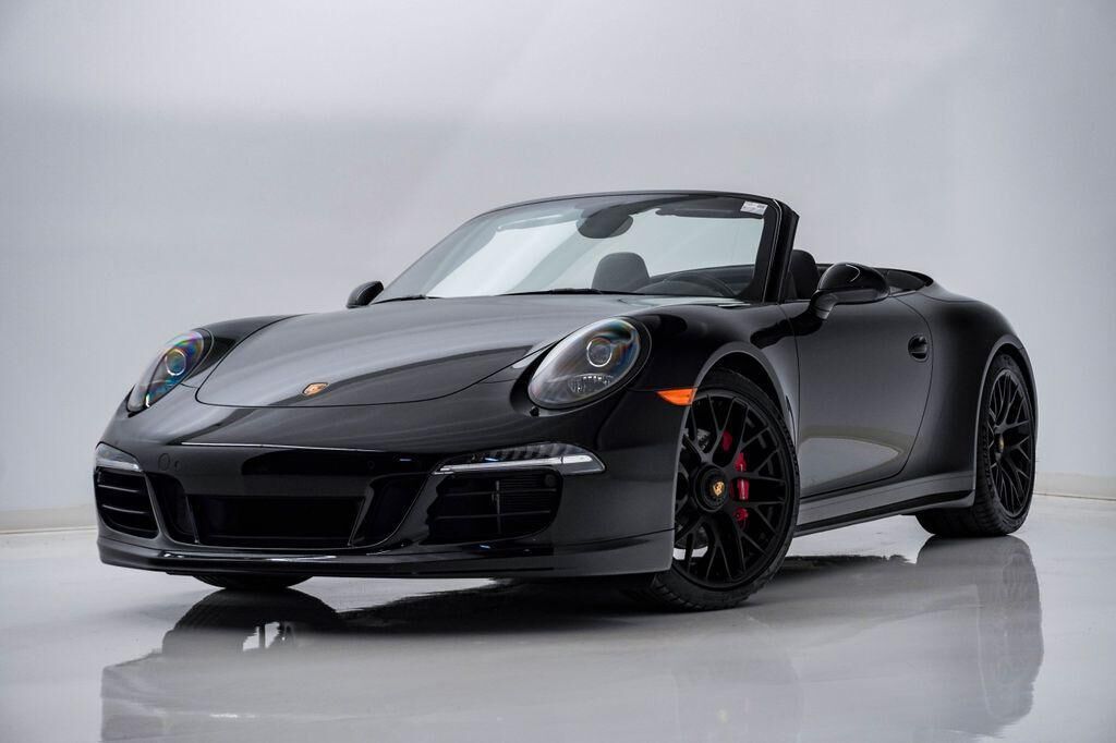2015 PORSCHE 911