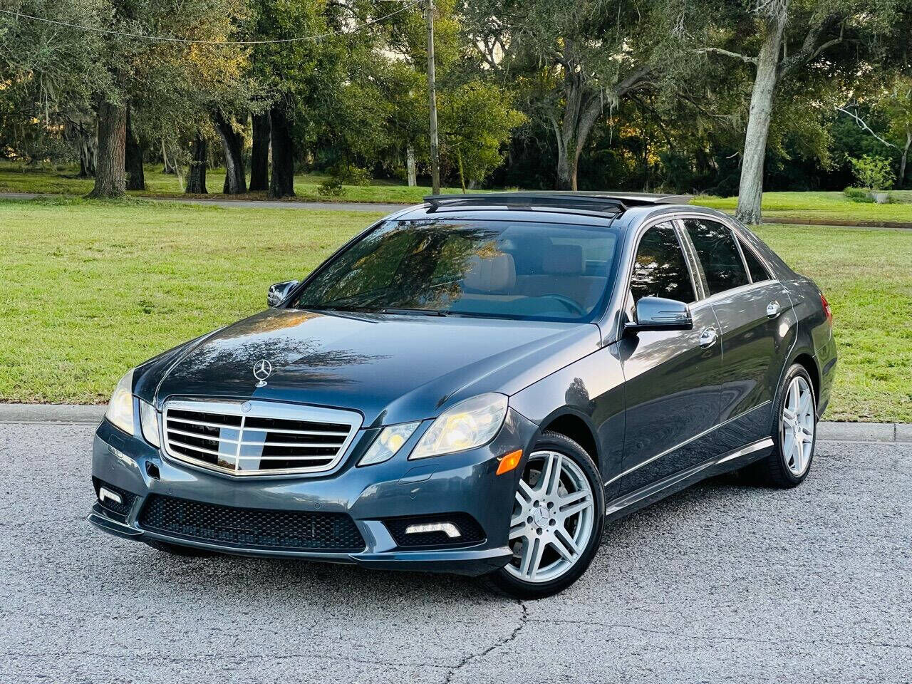 2010 MERCEDES-BENZ E-Class