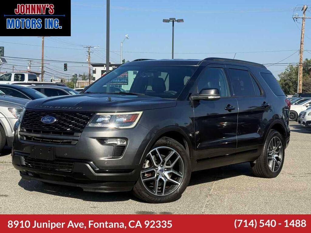 2018 FORD Explorer