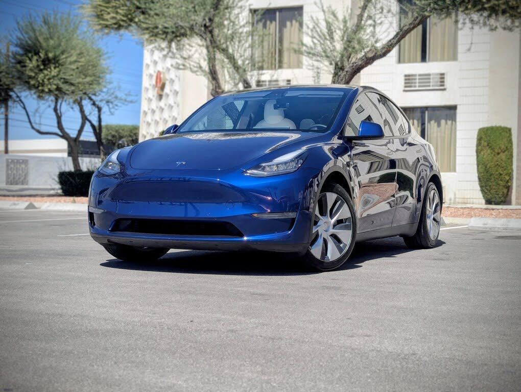 2020 TESLA Model Y