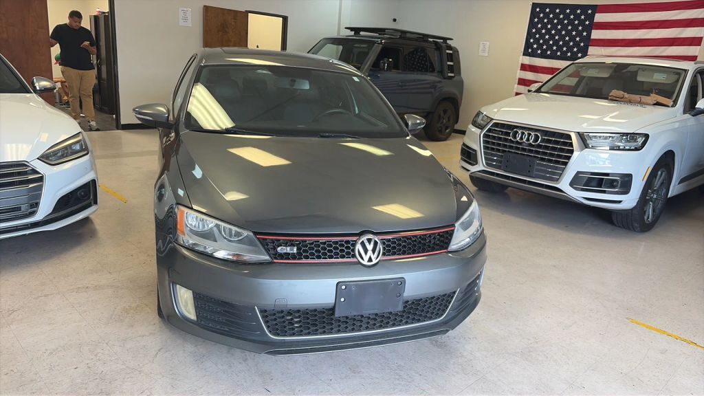 2012 VOLKSWAGEN Jetta