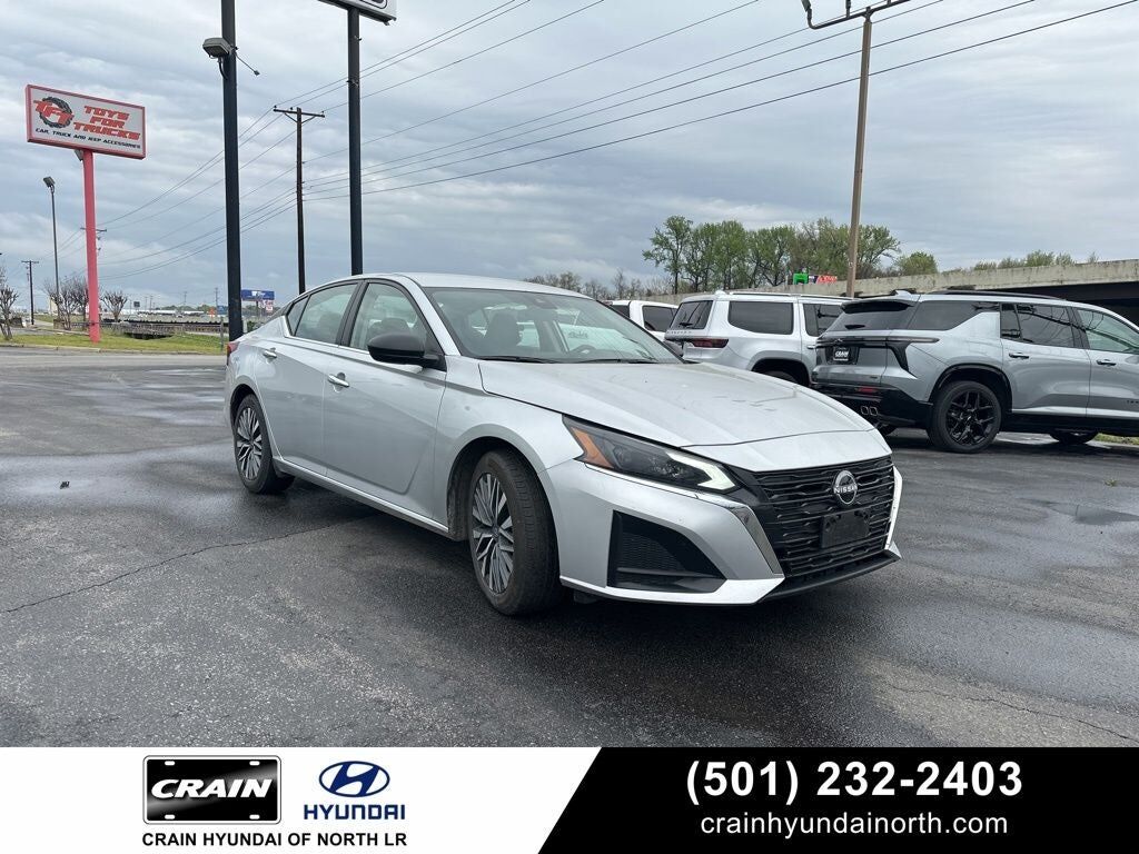 2024 NISSAN Altima