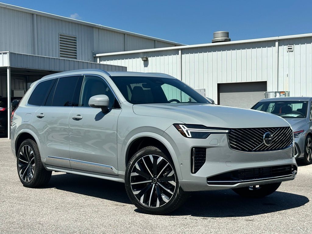 2026 VOLVO XC90