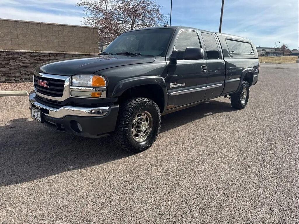2005 GMC Sierra