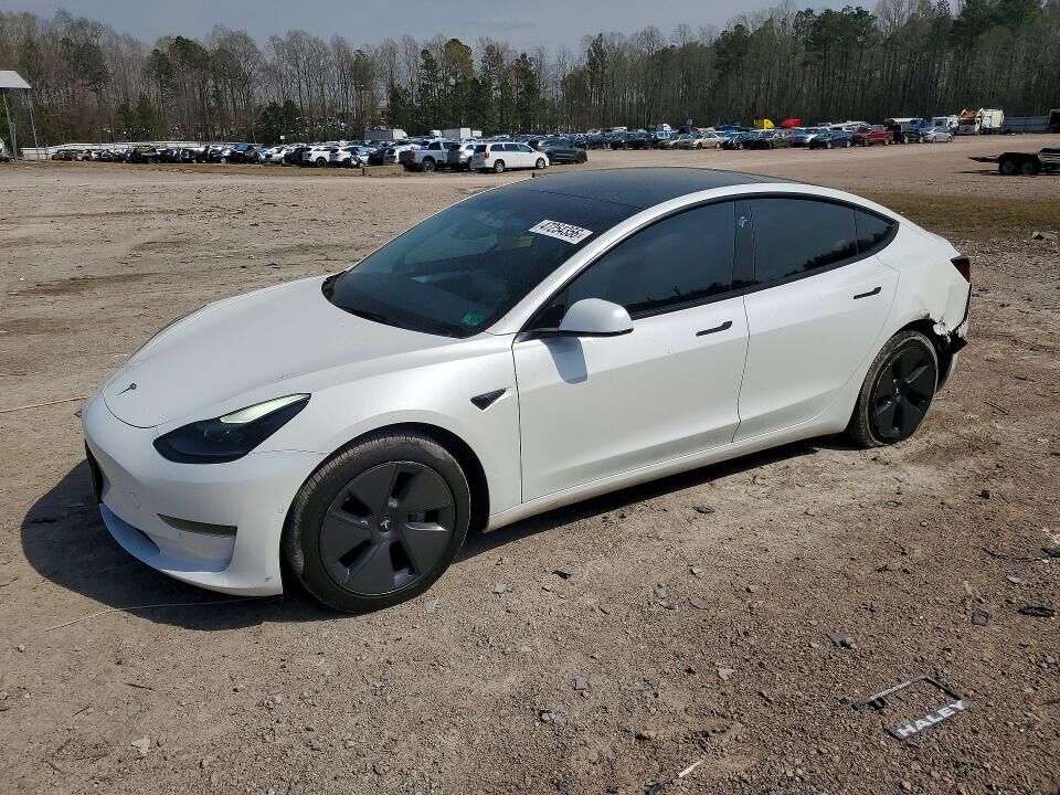 2022 TESLA Model 3