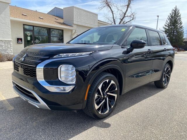 2024 MITSUBISHI Outlander