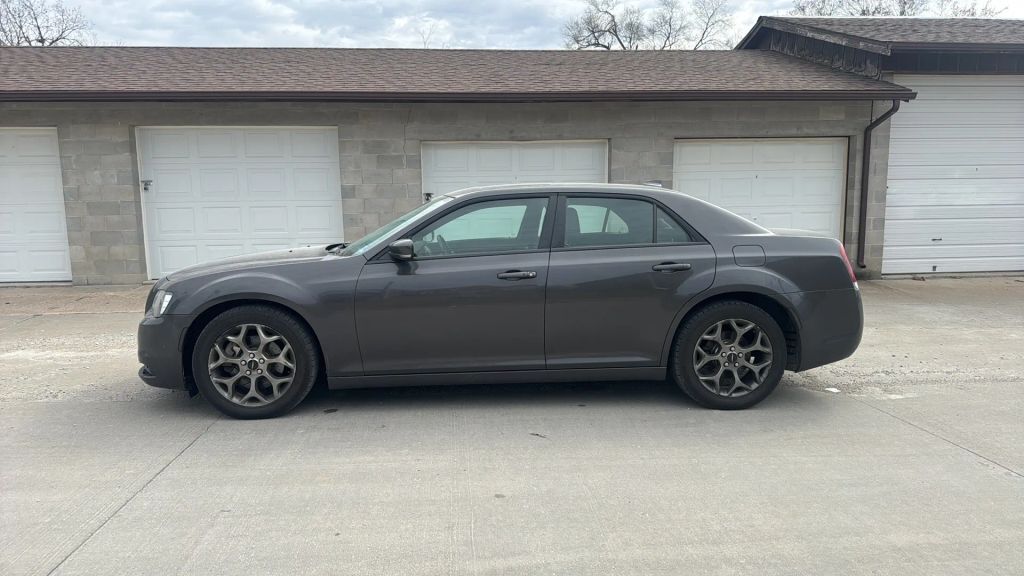 2016 CHRYSLER 300