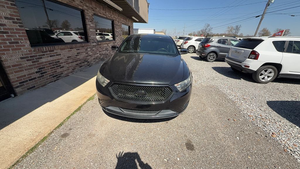 2013 FORD Taurus