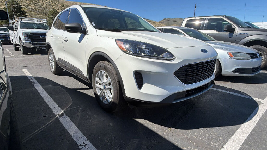 2022 FORD Escape