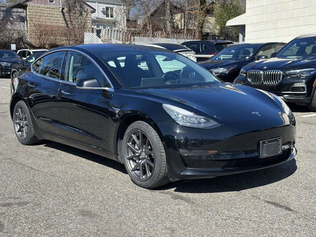 2018 TESLA Model 3