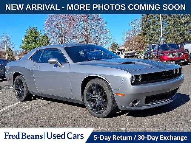 2017 DODGE Challenger