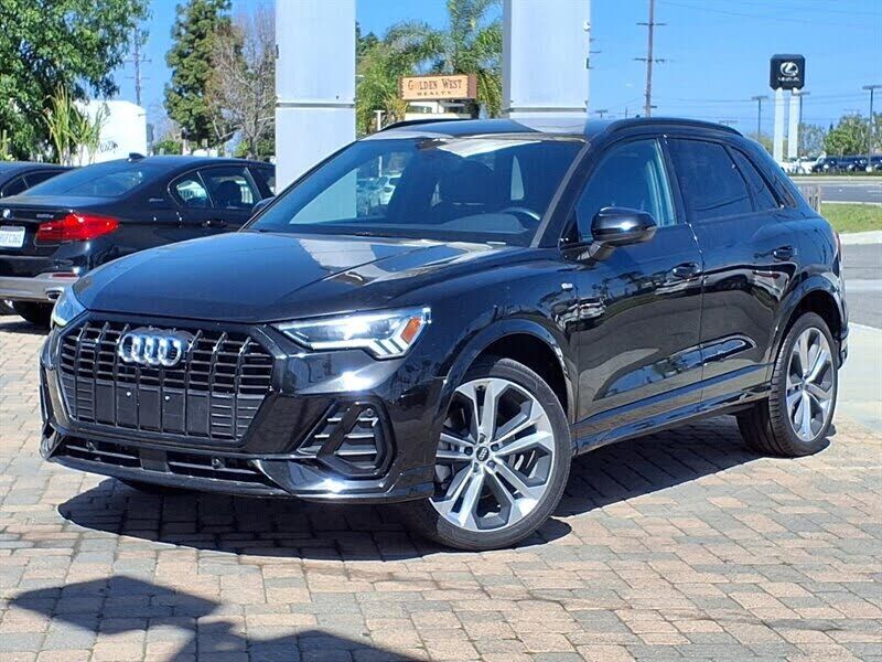2022 AUDI Q3