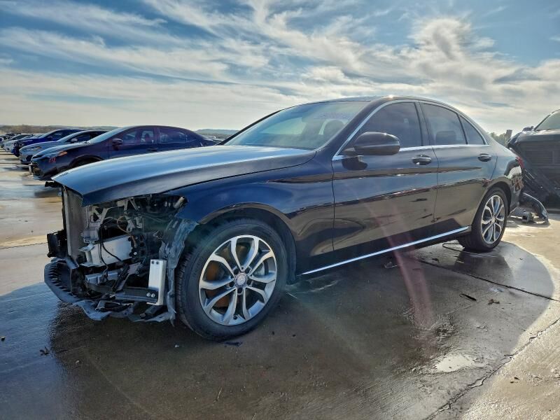 2017 MERCEDES-BENZ C-Class