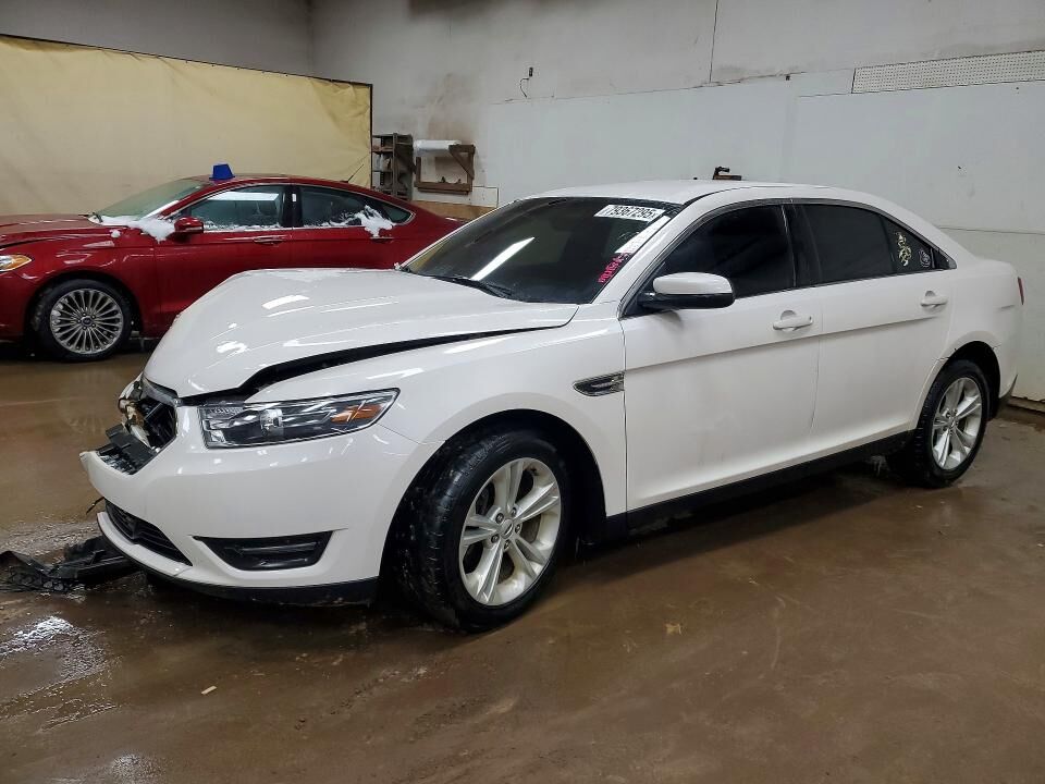 2016 FORD Taurus