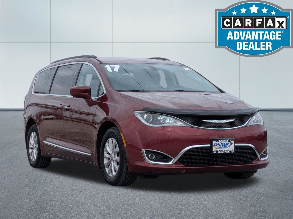 2017 CHRYSLER Pacifica