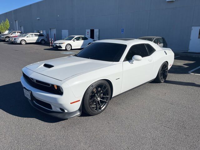 2019 DODGE Challenger