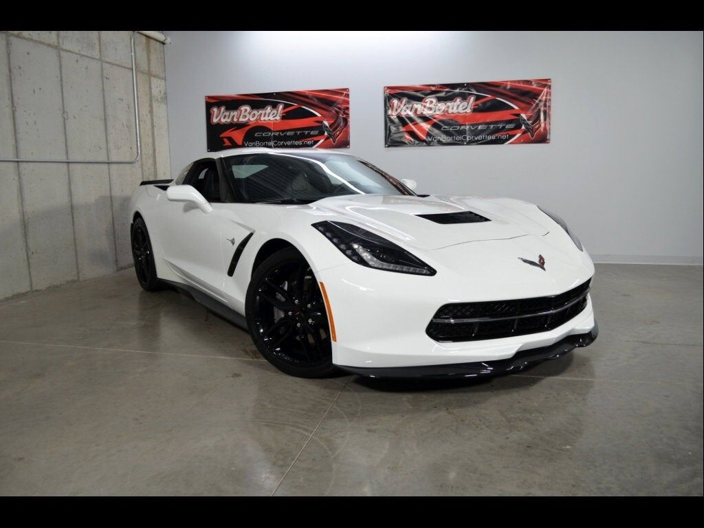 2018 CHEVROLET Corvette