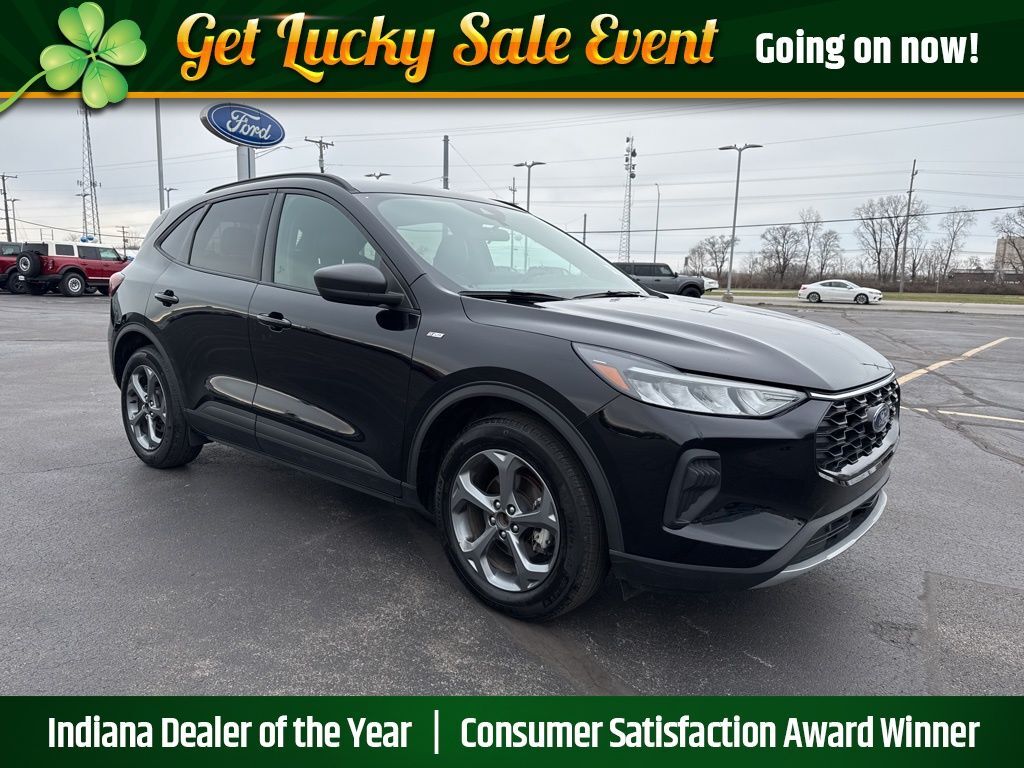 2025 FORD Escape