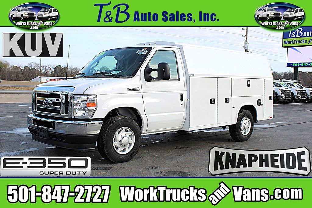 2025 FORD E-350